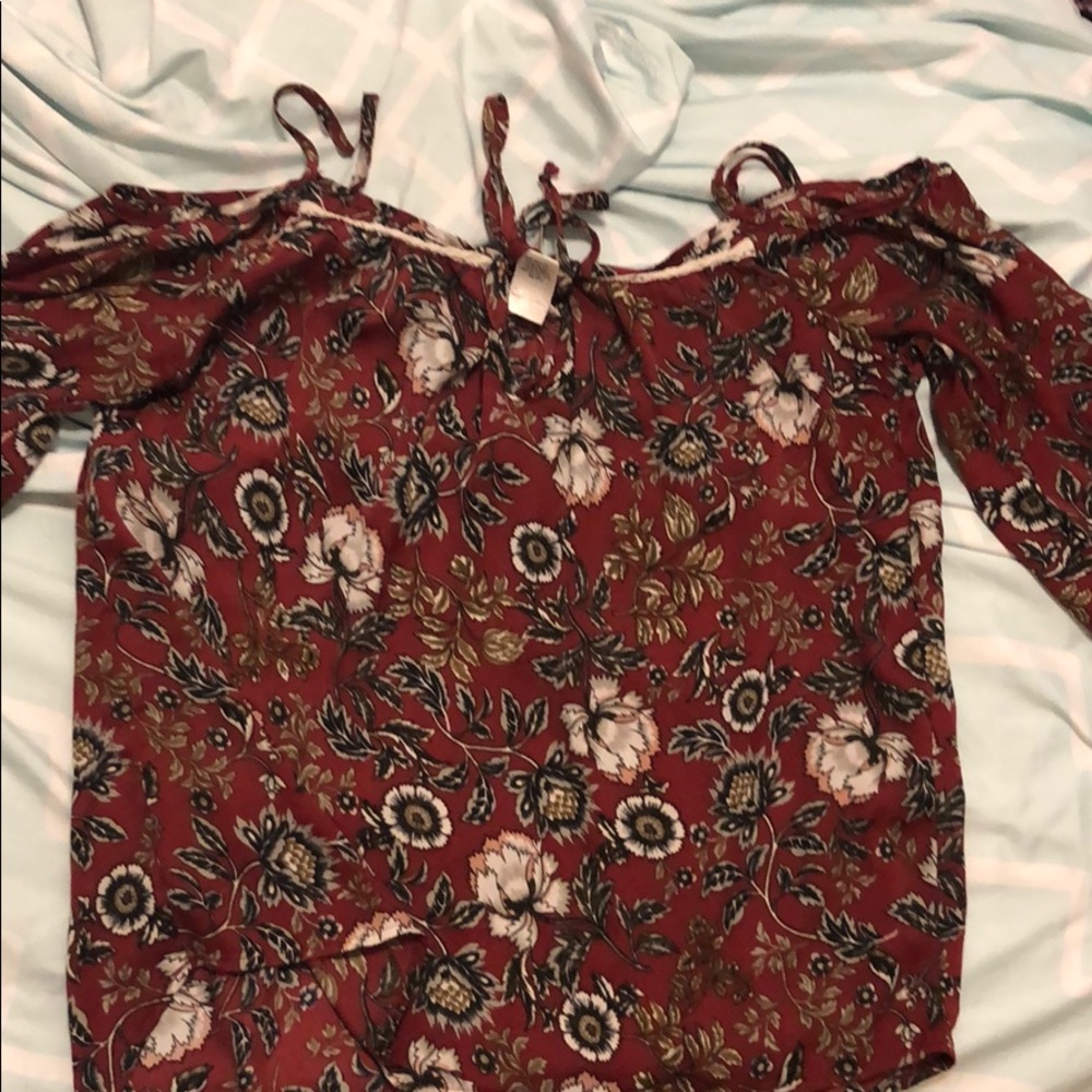 Long sleeve floral blouse